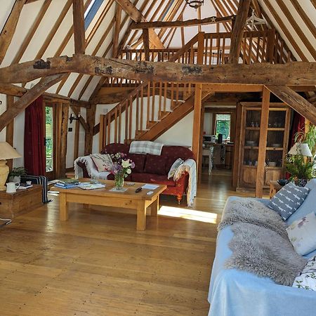Cosy Listed Barn In Peaceful Country Village Granborough Extérieur photo