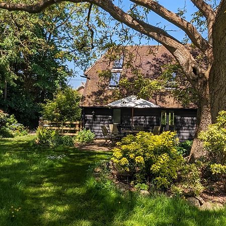 Cosy Listed Barn In Peaceful Country Village Granborough Extérieur photo