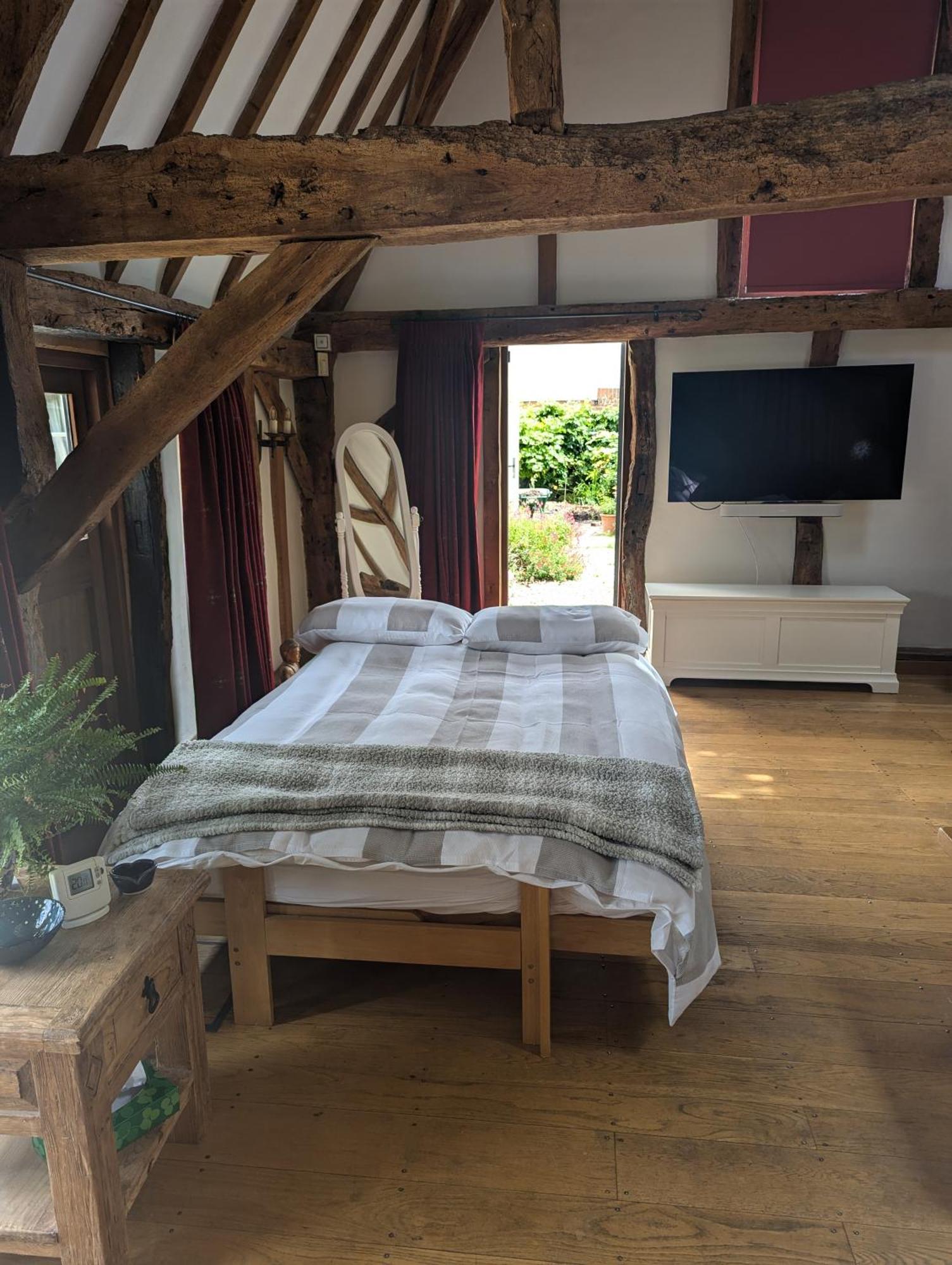 Cosy Listed Barn In Peaceful Country Village Granborough Extérieur photo
